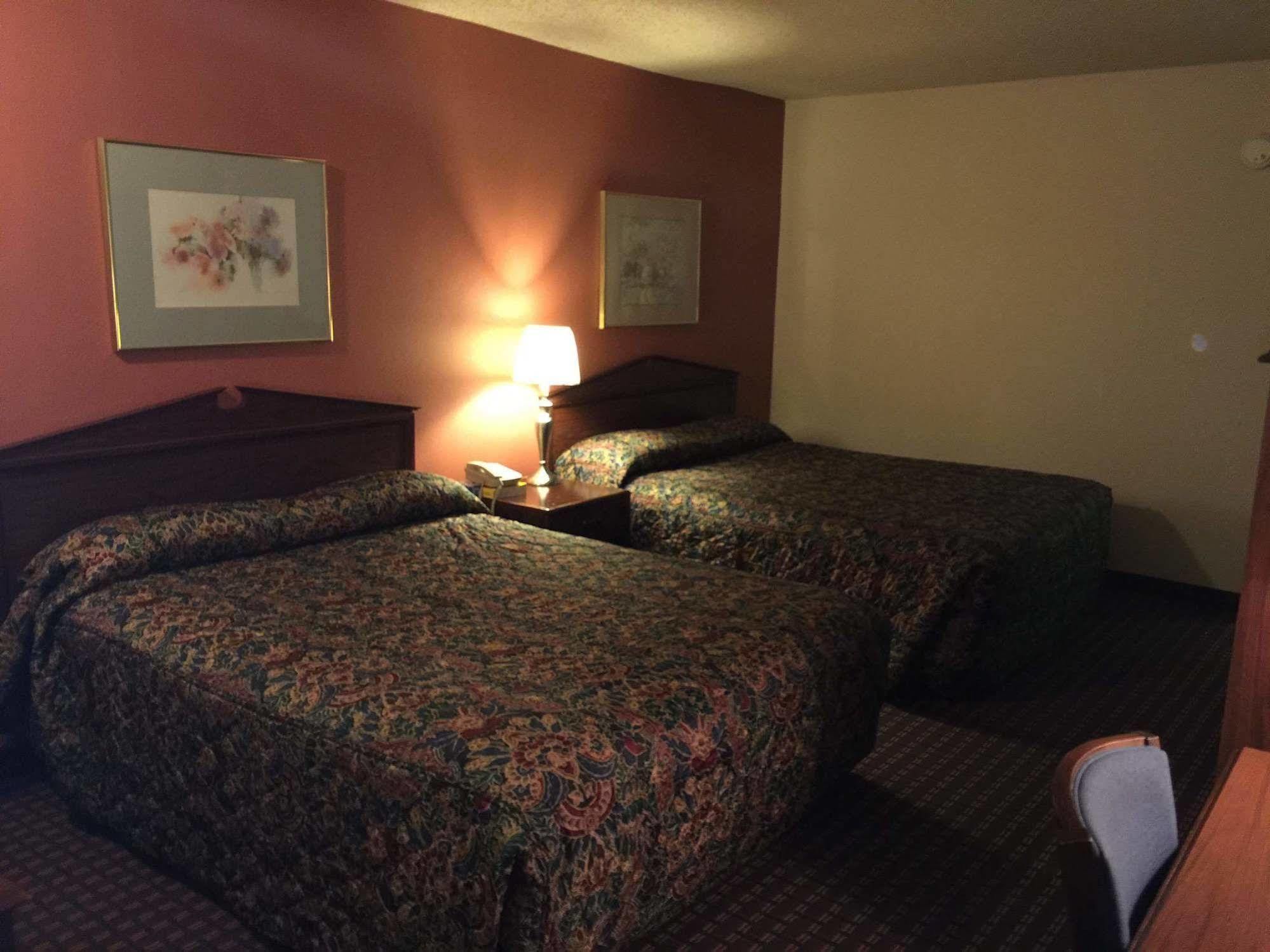 ליברל Budget Inn Lafonda Motel מראה חיצוני תמונה