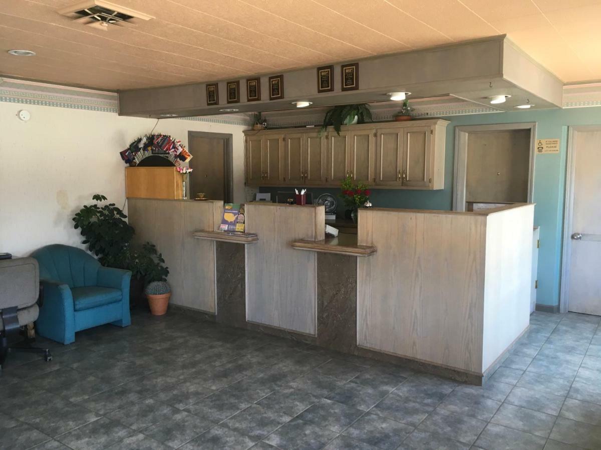 ליברל Budget Inn Lafonda Motel מראה חיצוני תמונה