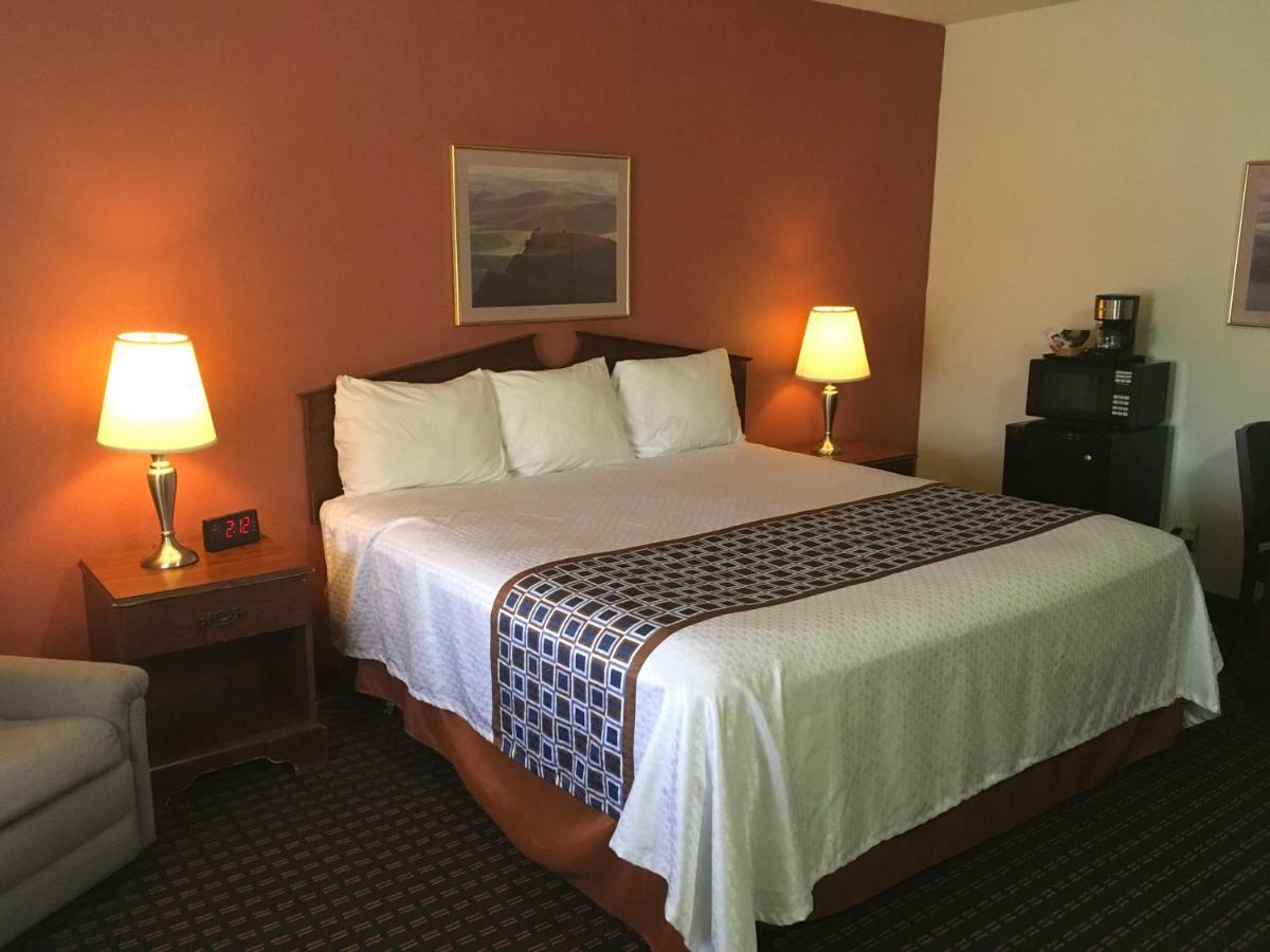 ליברל Budget Inn Lafonda Motel מראה חיצוני תמונה